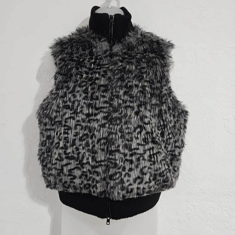 Express Women's Leopard Print Vest Outerwear Size Small Reversible Faux Fur